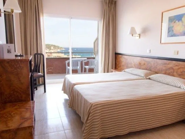 Hotel Gran Garbi Mar & Aquasplash Lloret de Mar 4*,